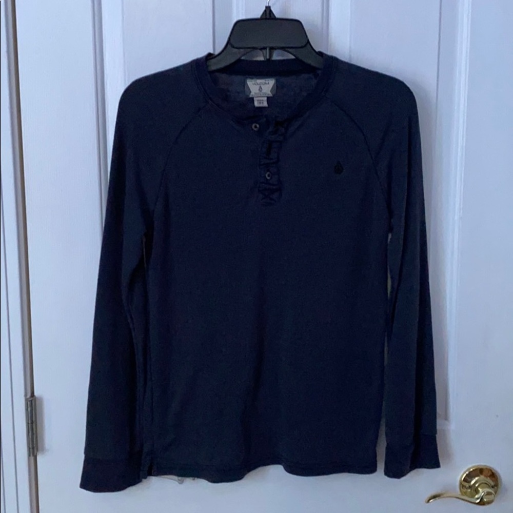 Boy's M Volcom gray thermal shirt
